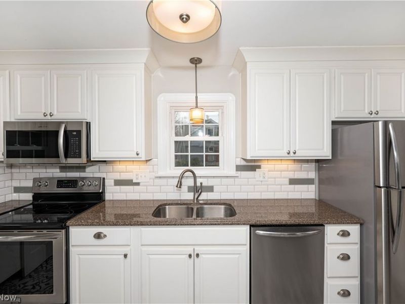 7498 Cadle Avenue , Mentor, OH 44060 Photo 11