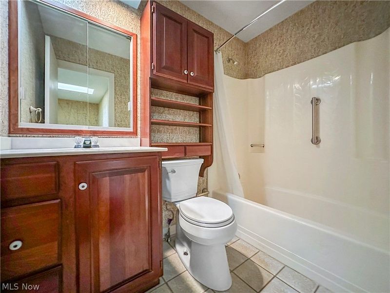 1175 Calla Road E, Unit B103, Poland, OH 44514 Photo 25