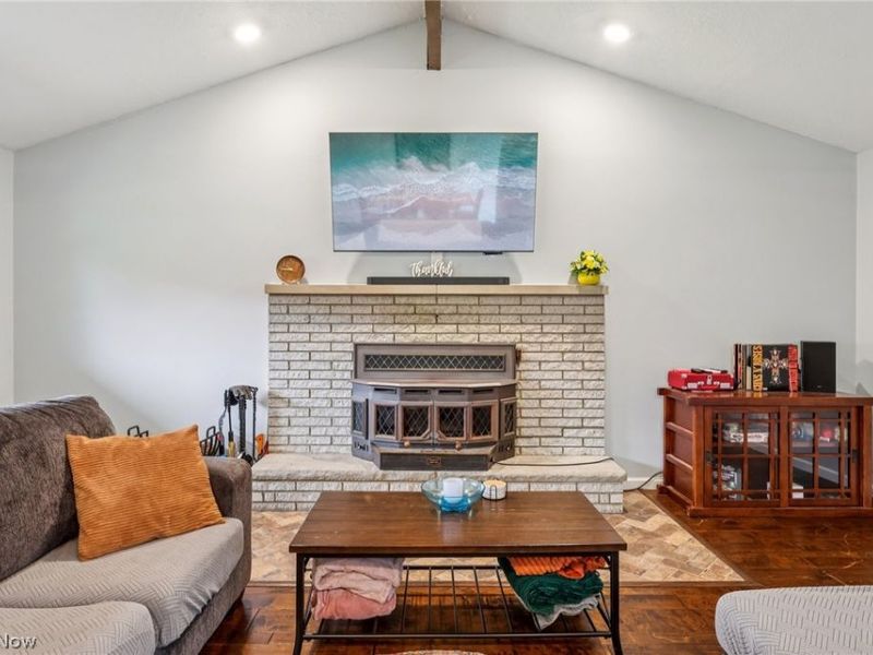 1413 Roseland Drive, Macedonia, OH 44056 Photo 7