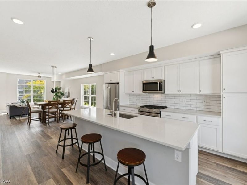 5 Mosaic Court, University Heights, OH 44118 Photo 11