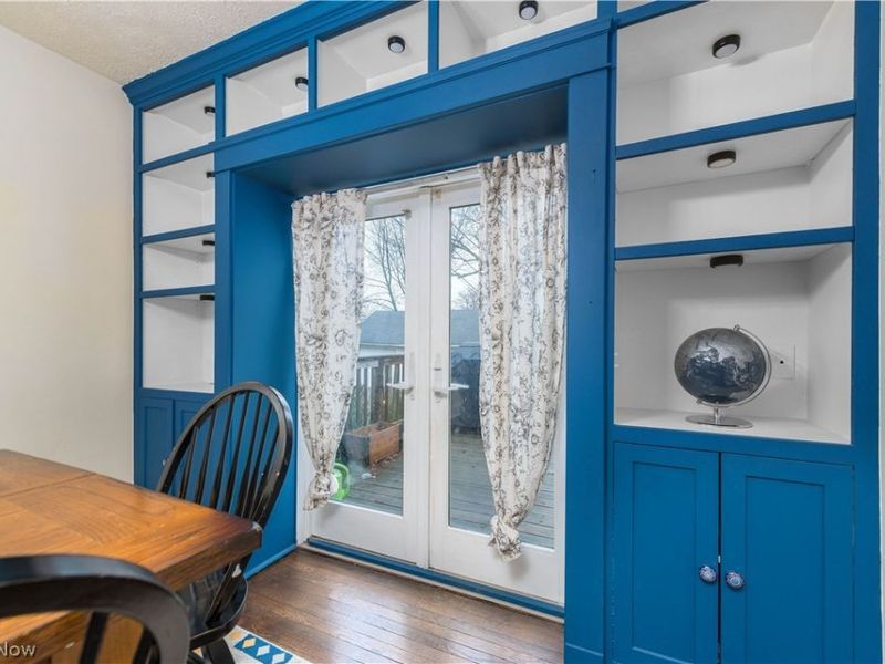 10606 Parkhurst Drive , Cleveland, OH 44111 Photo 11