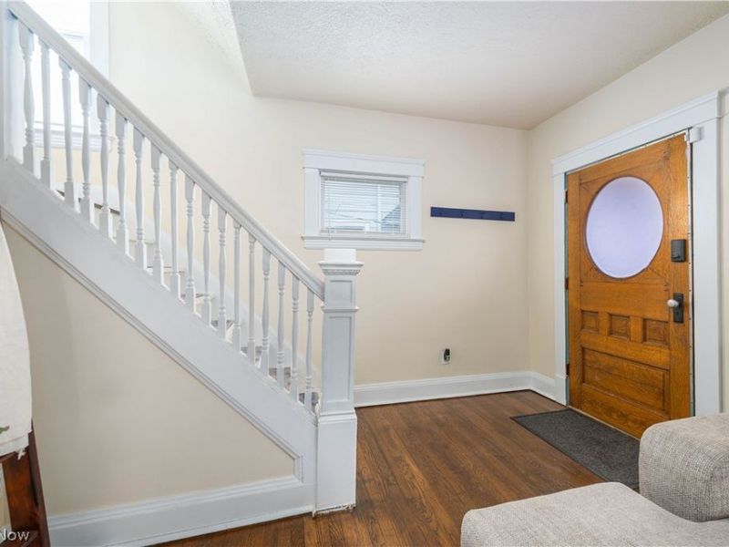 10606 Parkhurst Drive , Cleveland, OH 44111 Photo 15