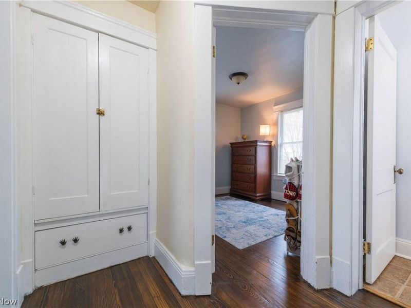 10606 Parkhurst Drive , Cleveland, OH 44111 Photo 22