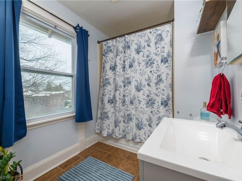 10606 Parkhurst Drive , Cleveland, OH 44111 Photo 29