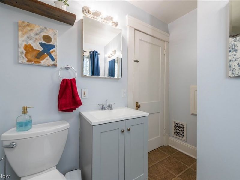 10606 Parkhurst Drive , Cleveland, OH 44111 Photo 30