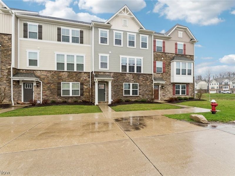 36688 Barrel, Avon, OH 44011 Photo 2