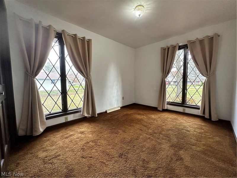 49167 S Park Circle, Calcutta, OH 43920 Photo 13