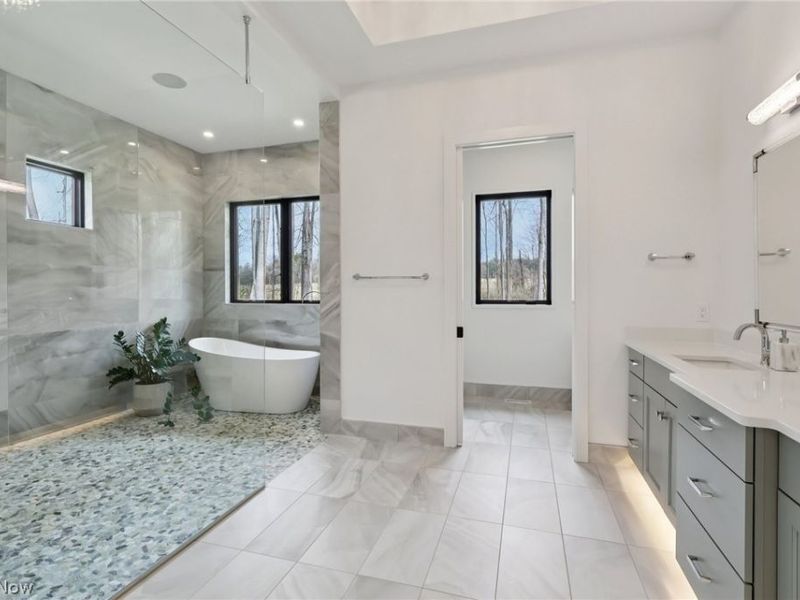 10716 Mulberry Road, Chardon, OH 44024 Photo 14