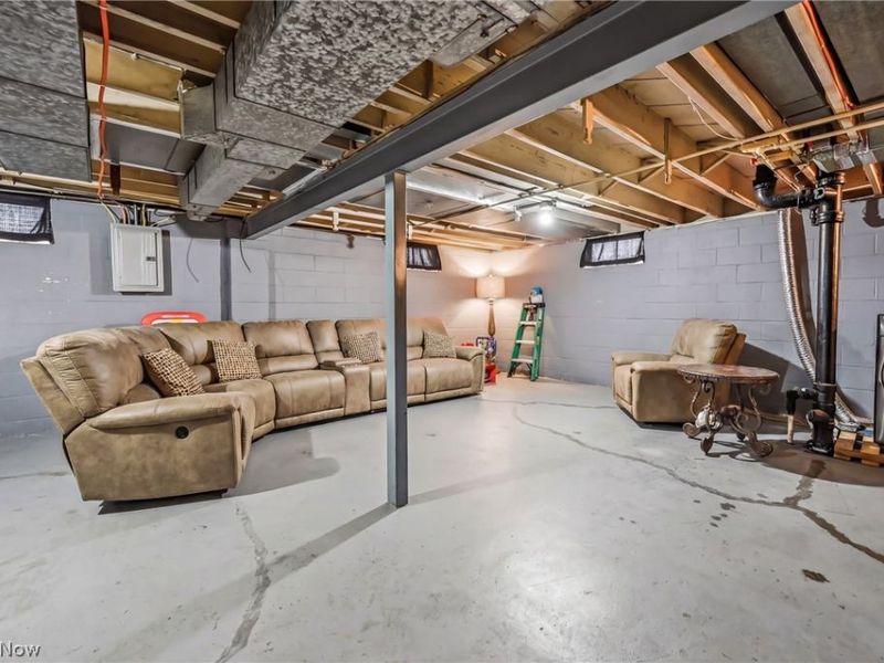 211 N Belle Vista Avenue, Youngstown, OH 44509 Photo 18