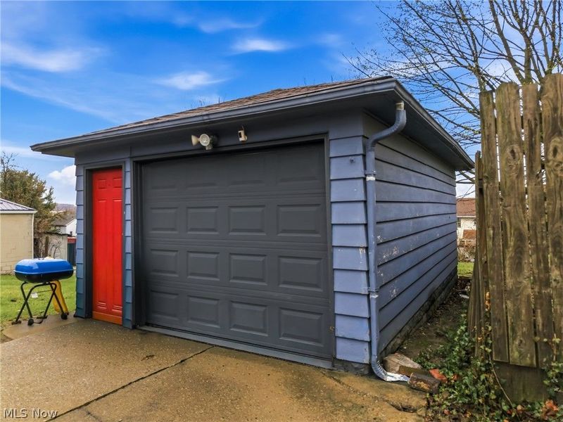 211 N Belle Vista Avenue, Youngstown, OH 44509 Photo 29