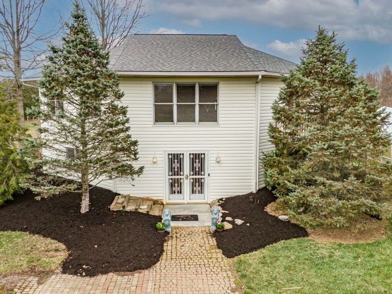 7639 Center Road, Valley City, OH 44280 Photo 2