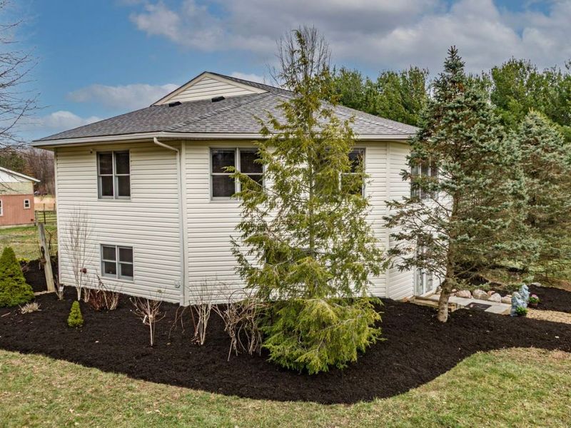 7639 Center Road, Valley City, OH 44280 Photo 5