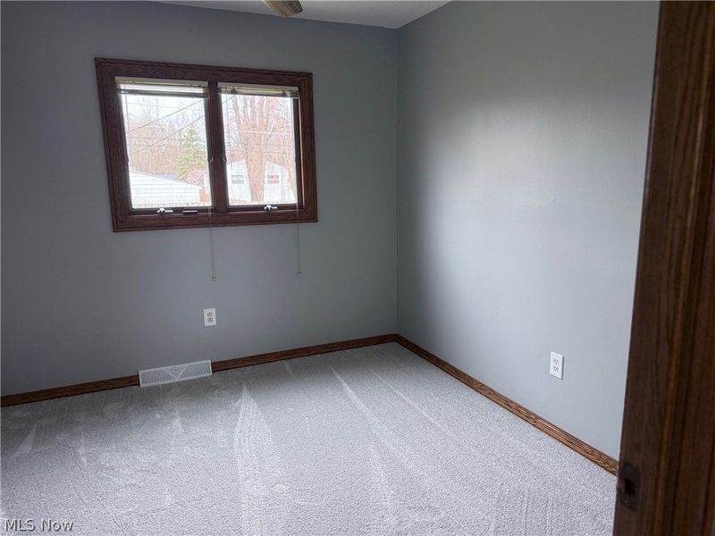 26530 Locust Drive, Olmsted Falls, OH 44138 Photo 20