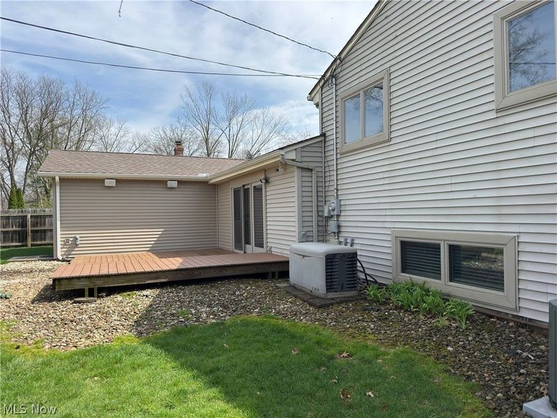 26530 Locust Drive, Olmsted Falls, OH 44138 Photo 23