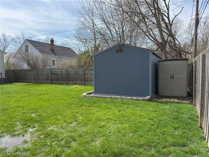 26530 Locust Drive, Olmsted Falls, OH 44138 Photo 27