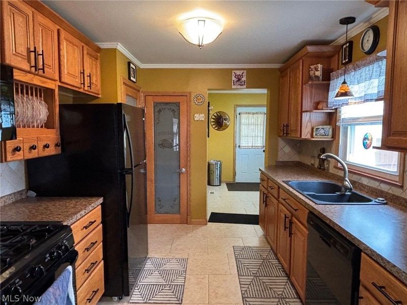 1282 Woodward Avenue, Akron, OH 44310 Photo 7