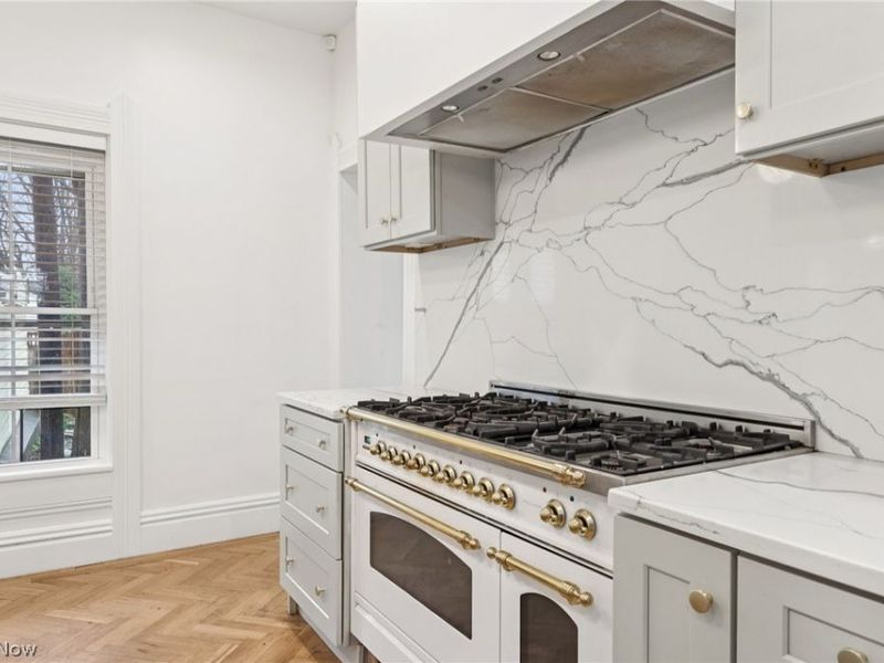 16807 Hilliard Road, Lakewood, OH 44107 Photo 18