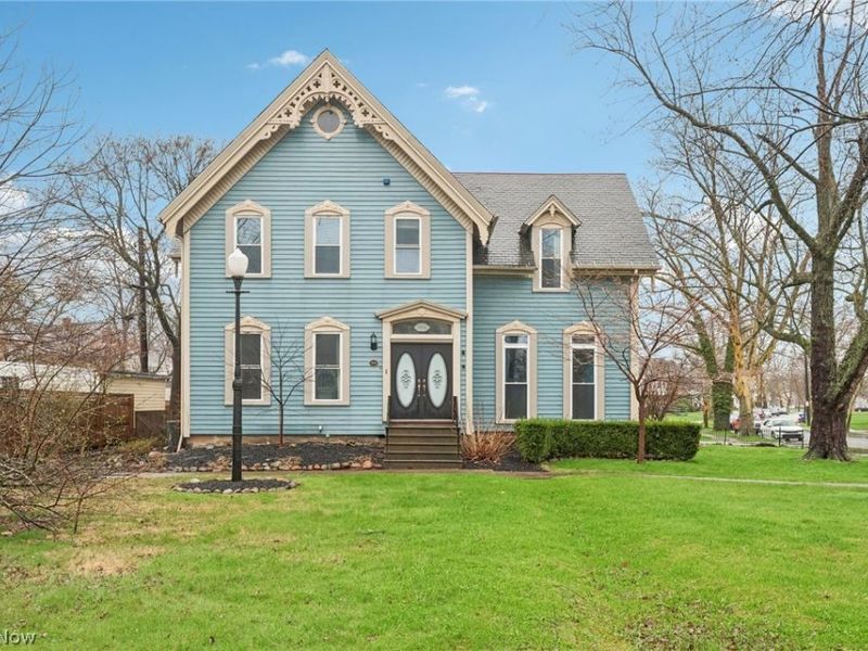 16807 Hilliard Road, Lakewood, OH 44107 Photo 2