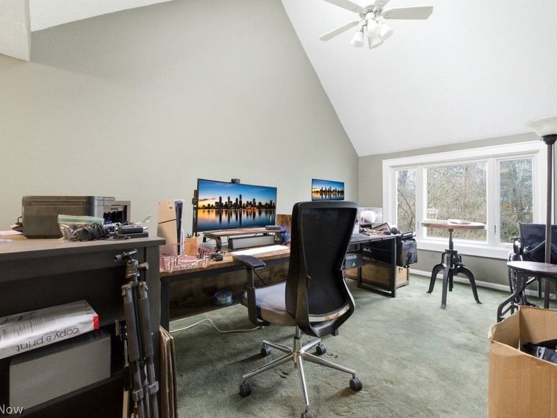 38306 Roselawn Avenue, Willoughby, OH 44094 Photo 6