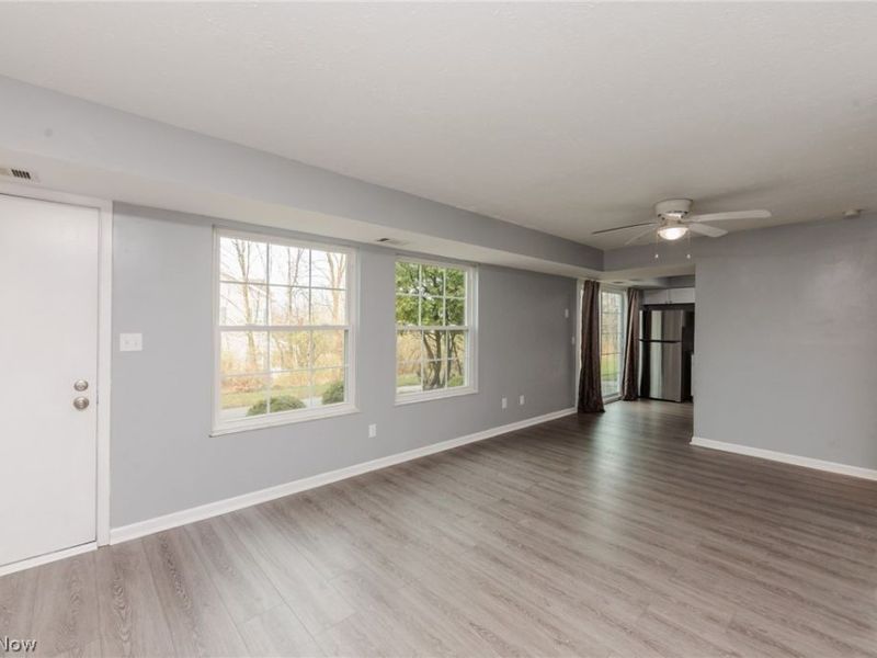 13646 Oakbrook Drive, Unit 3646, North Royalton, OH 44133 Photo 9