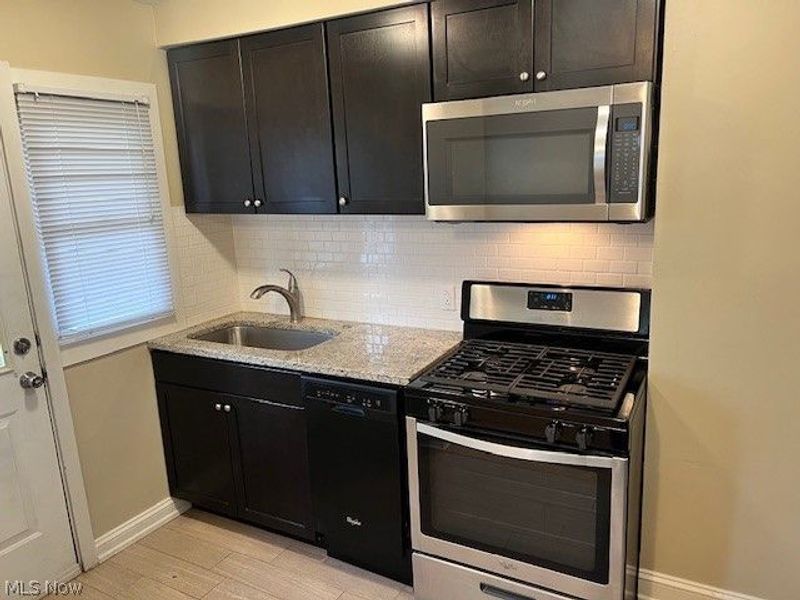 2848 Wooster Road, Rocky River, OH 44116 Photo 6