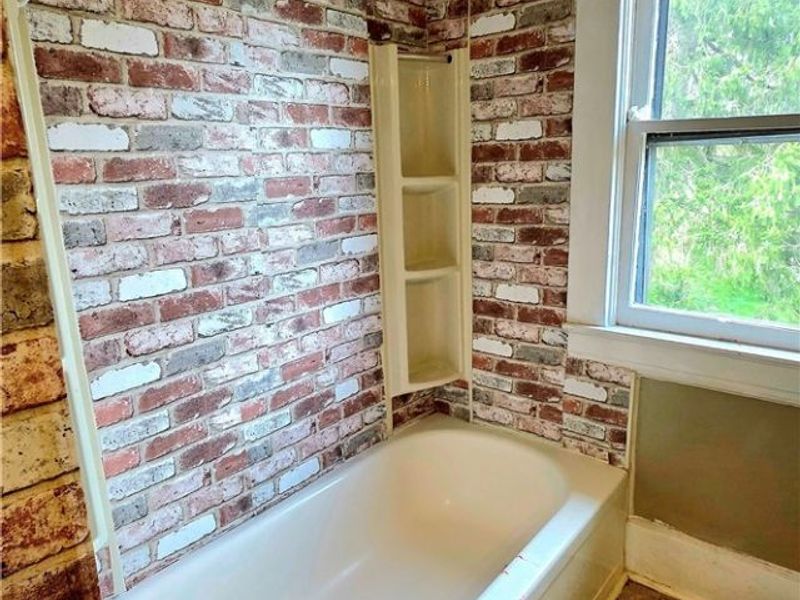 104 W Spring Street, Marietta, OH 45750 Photo 21