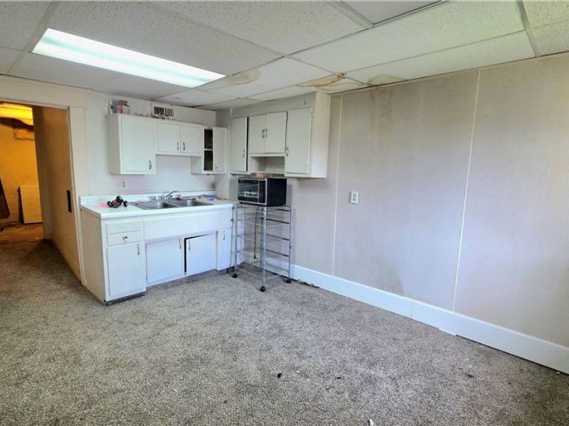 104 W Spring Street, Marietta, OH 45750 Photo 23