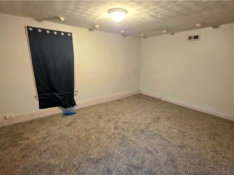 104 W Spring Street, Marietta, OH 45750 Photo 26