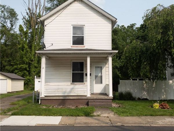 737 Grove Ave, New Brighton, PA 15066