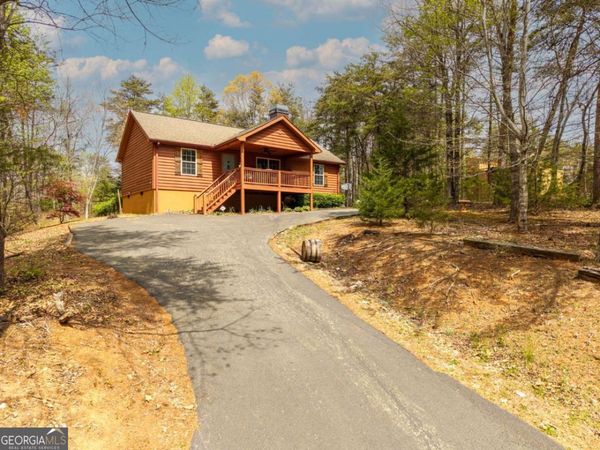 99 Duncan Bridge Trail, Cleveland, GA 30528