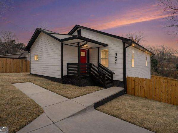 951 Reed Avenue, East Point, GA 30344
