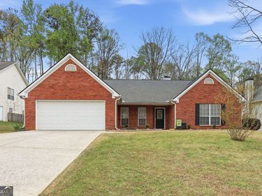 5989 Williamsport Drive, Flowery Branch, GA 30542