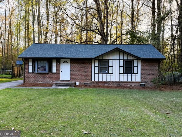 1345 Labelle Street, Jonesboro, GA 30238