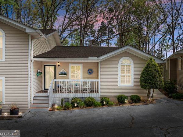 551 Lake Place Drive, Unit 5, Lavonia, GA 30553
