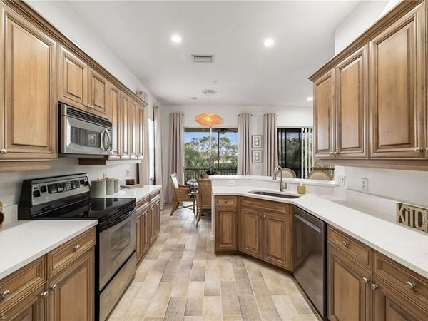 10100 Valiant CT, Unit 201, MIROMAR LAKES, FL 33913