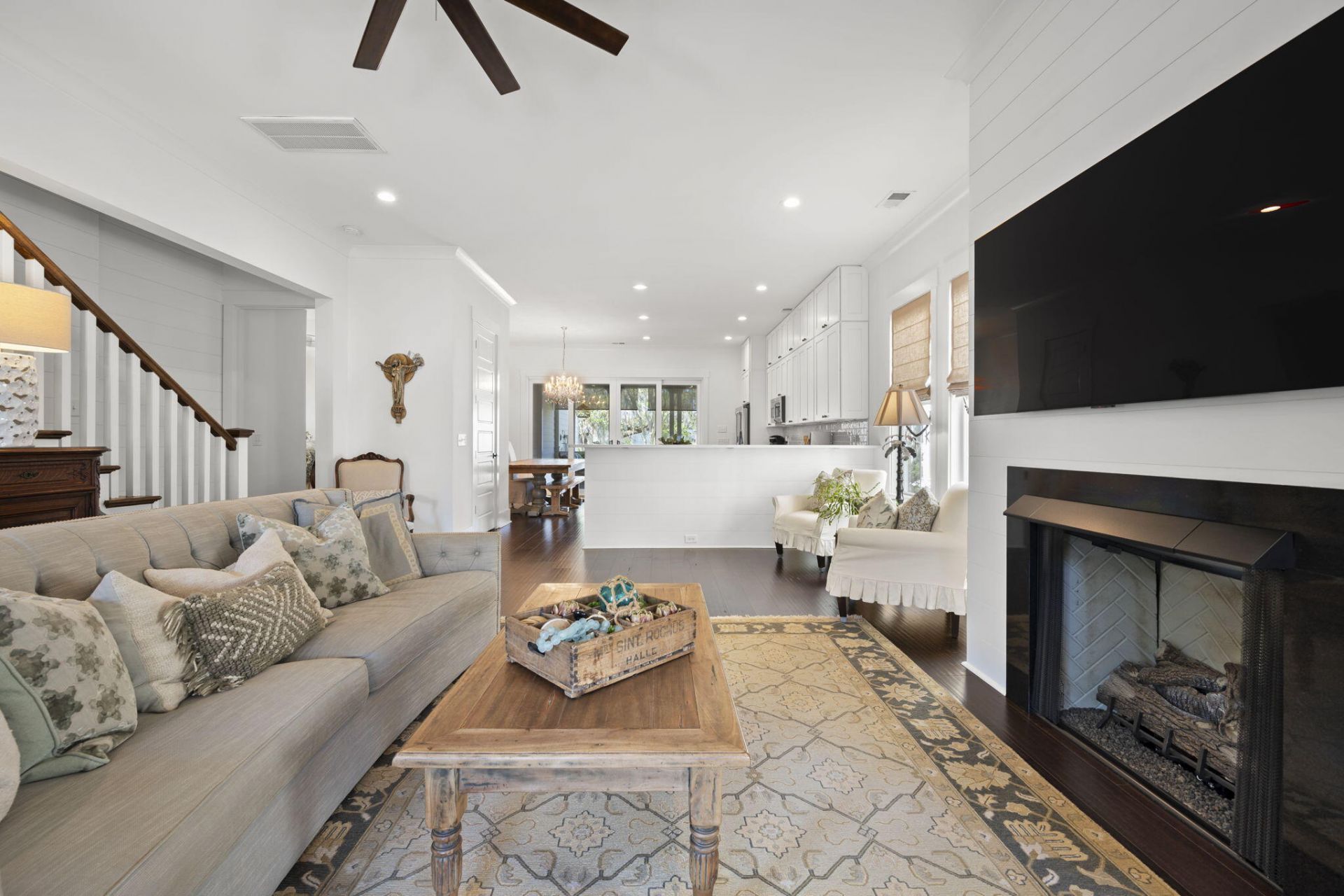 5117 Celtic Drive Photo 10