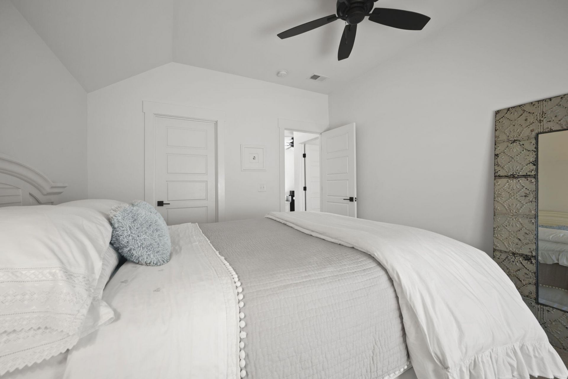 5117 Celtic Drive Photo 48