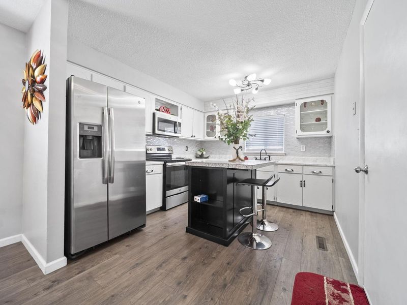 4566 Wendler Boulevard, Columbus, OH 43230 Photo 13