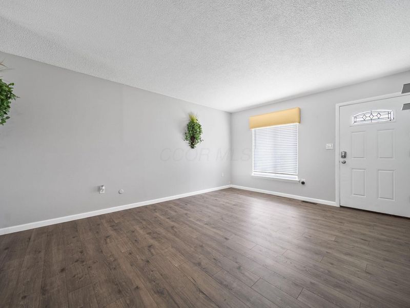 4566 Wendler Boulevard, Columbus, OH 43230 Photo 9