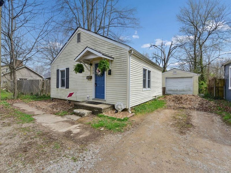 172 Hudson Avenue, Williamsburg, OH 45176 Photo 4