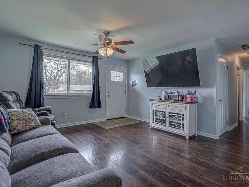 10092 Windswept Lane, Colerain Township, OH 45251 Photo 5