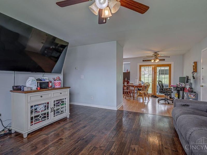 10092 Windswept Lane, Colerain Township, OH 45251 Photo 6