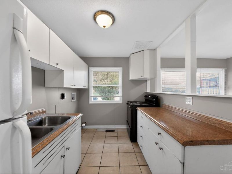 9610 Gibralter Drive, Colerain Township, OH 45251 Photo 12