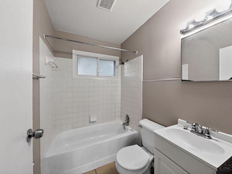 9610 Gibralter Drive, Colerain Township, OH 45251 Photo 24