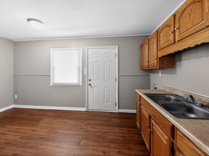 9710 Loralinda Drive, Colerain Township, OH 45251 Photo 10