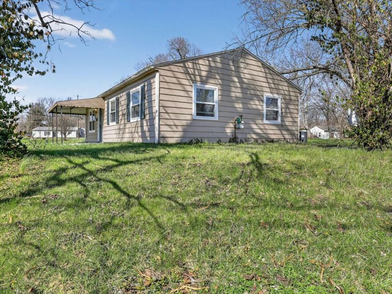 9710 Loralinda Drive, Colerain Township, OH 45251 Photo 2