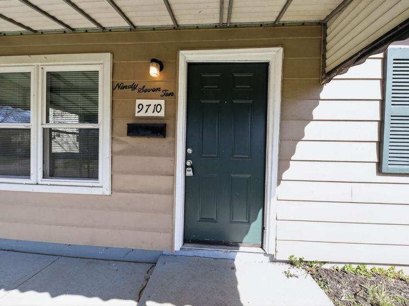 9710 Loralinda Drive, Colerain Township, OH 45251 Photo 4