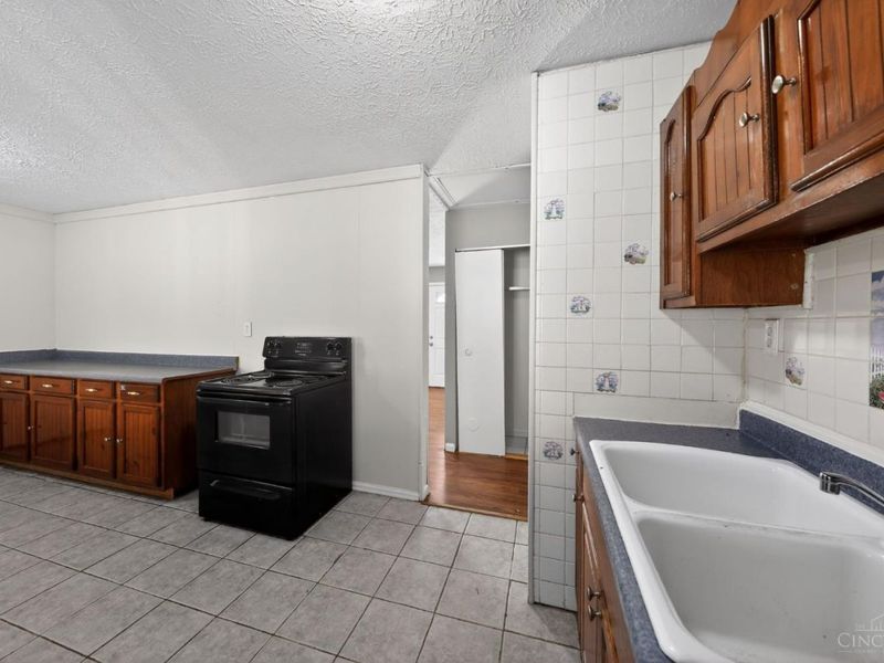 2838 Brampton Drive, Colerain Township, OH 45251 Photo 19