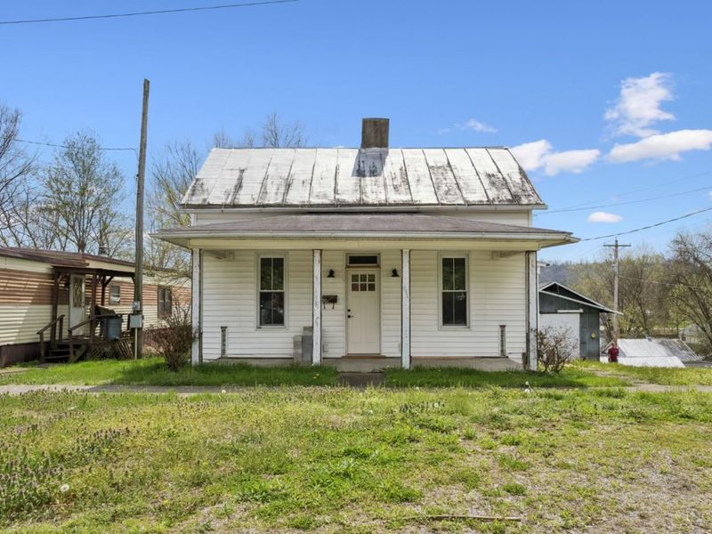 400 E Seventh Street, Manchester, OH 45144 Photo 2