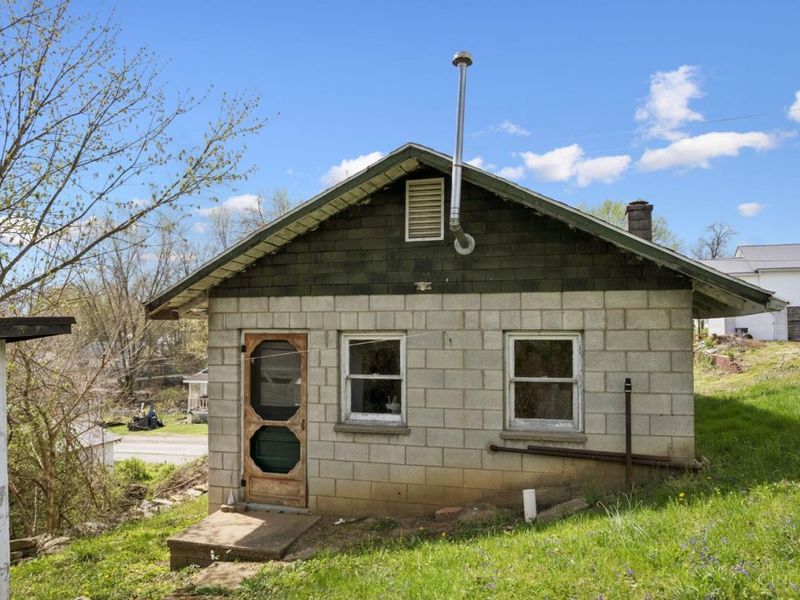 400 E Seventh Street, Manchester, OH 45144 Photo 26